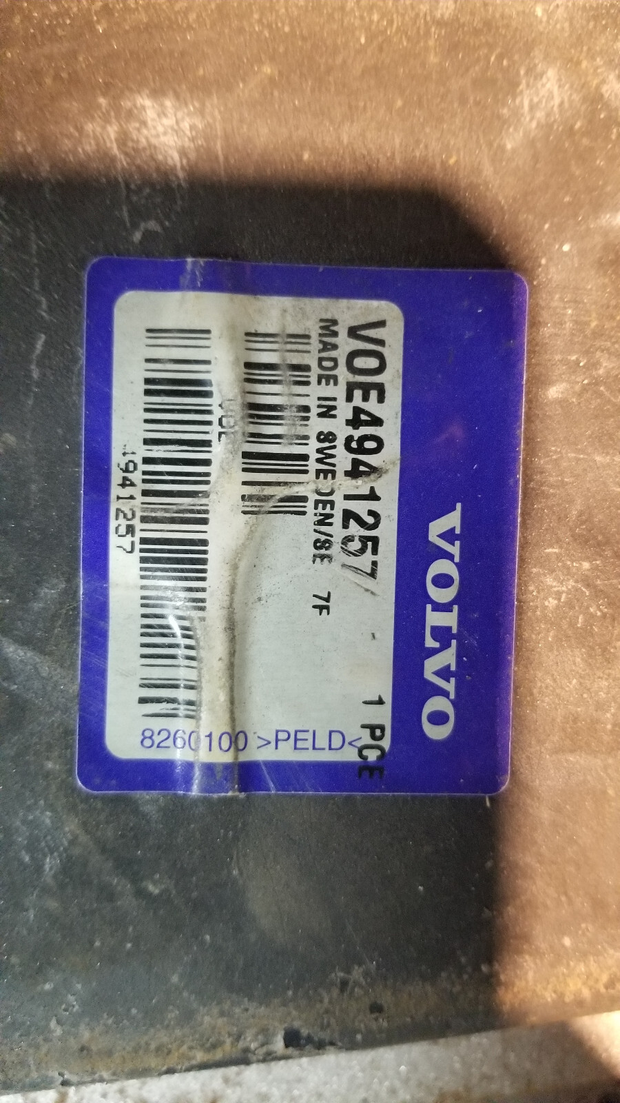VOE4941257 VOLVO 4941257 CUSHION - Picture 3 of 4