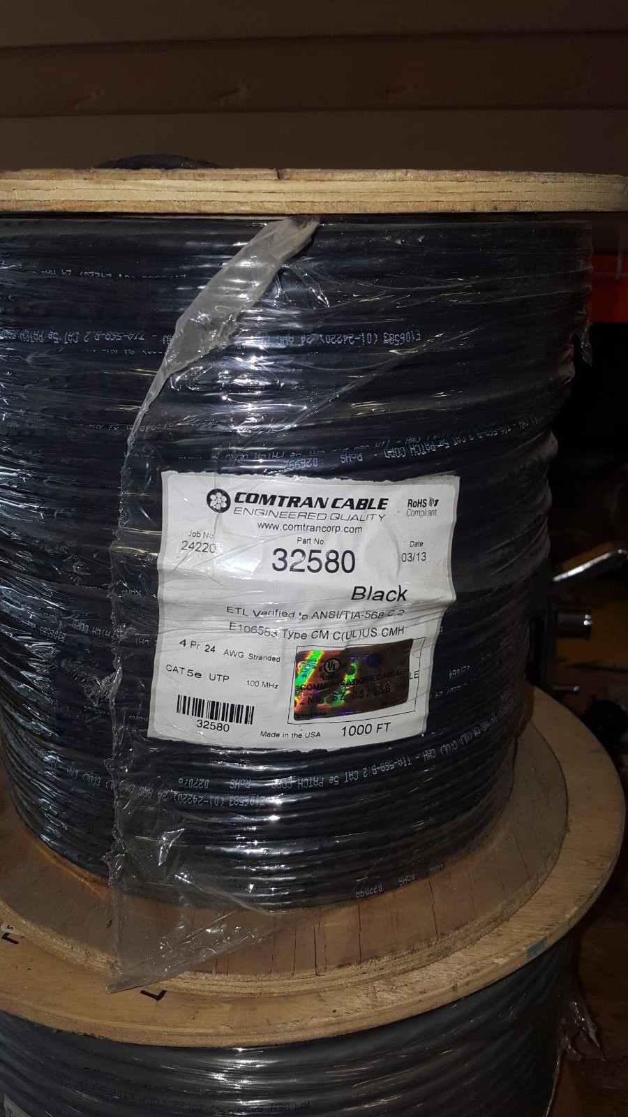 Comtran 32580, Cat 5E Stranded 4 Pair 24 Awg. PVC CMR Riser Cable 1000 Foot Roll