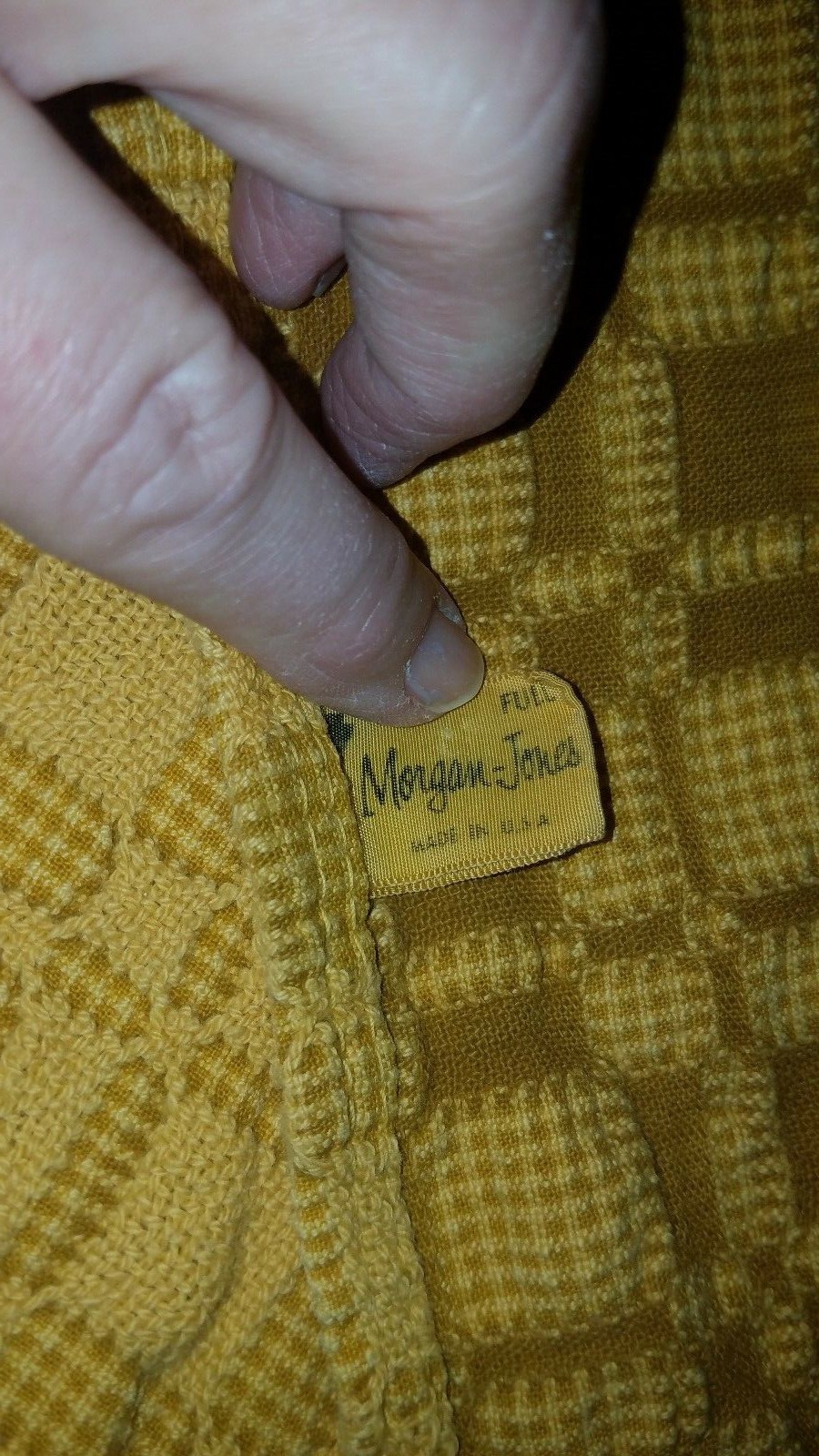 Vintage MORGAN JONES Yellow FULL Bedspread with full  fringe & Label
