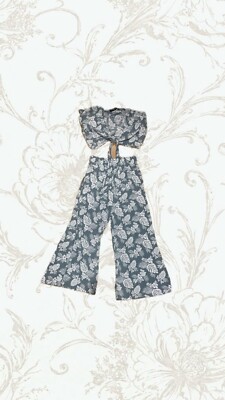 Tropical Matching Set Crop Top and High-Waisted Relaxed Pants