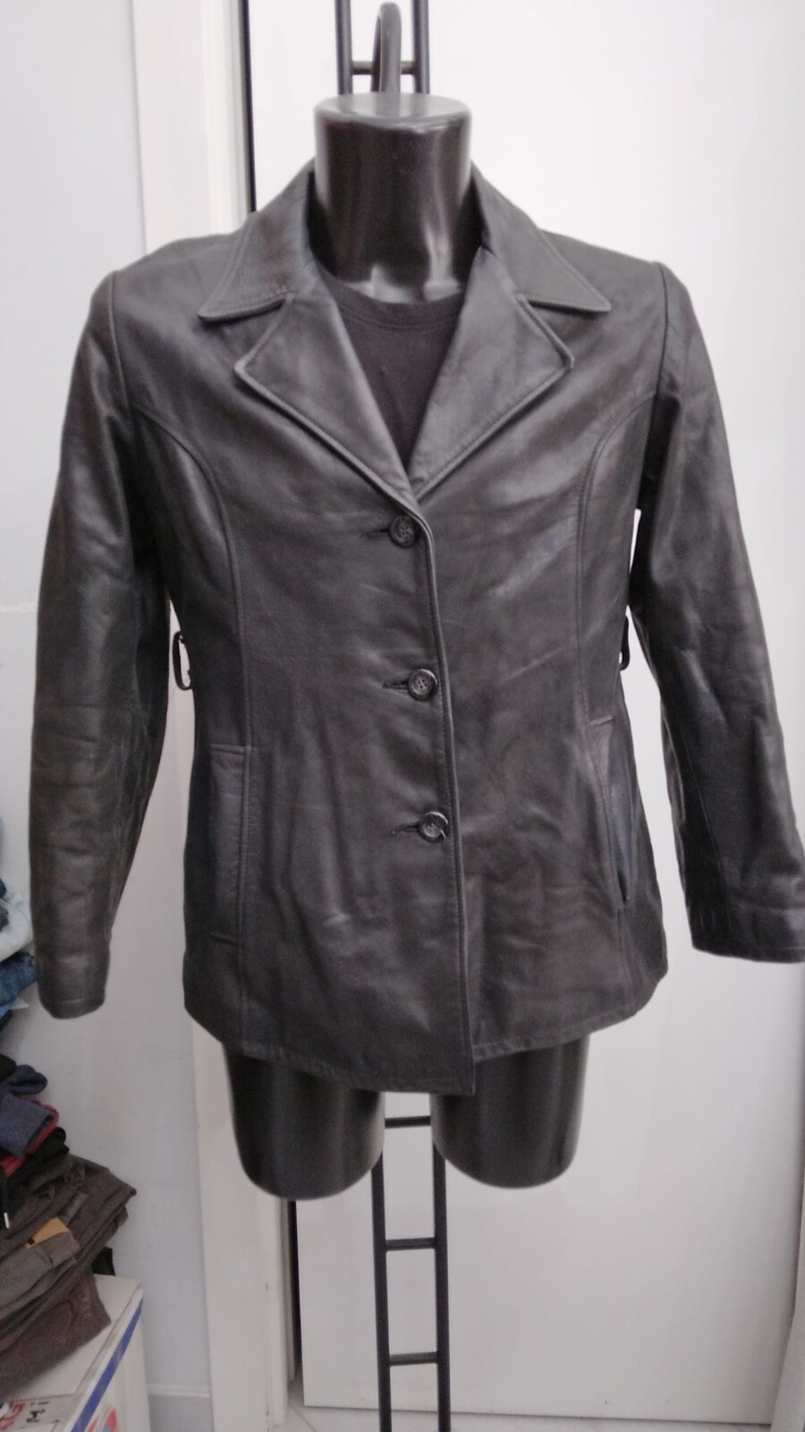 Fox Genuine Leather Jacket Used Women Black Size M XYM786L Fox Genuine Leather Jacket Used Women Black Size M XYM786L