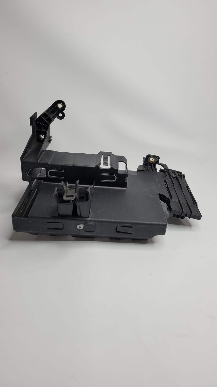 0 Bmw G87 M2 G80 G81 M3 G82 G83 M4 ECU COVER DISTRIBUTOR HOLDER 8095697 image 2