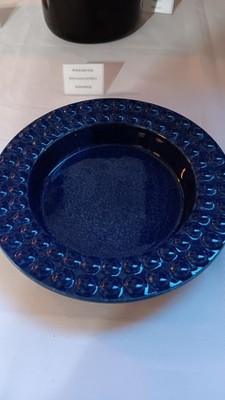 Grand plat " Kuli" en céramique de Britt Louise Sundell pour Gustavsberg.