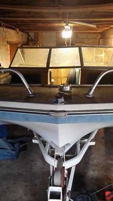 1977 17 foot Crestliner boat 1985 2.0 Mercruiser motor w/trailer new rims&tires!