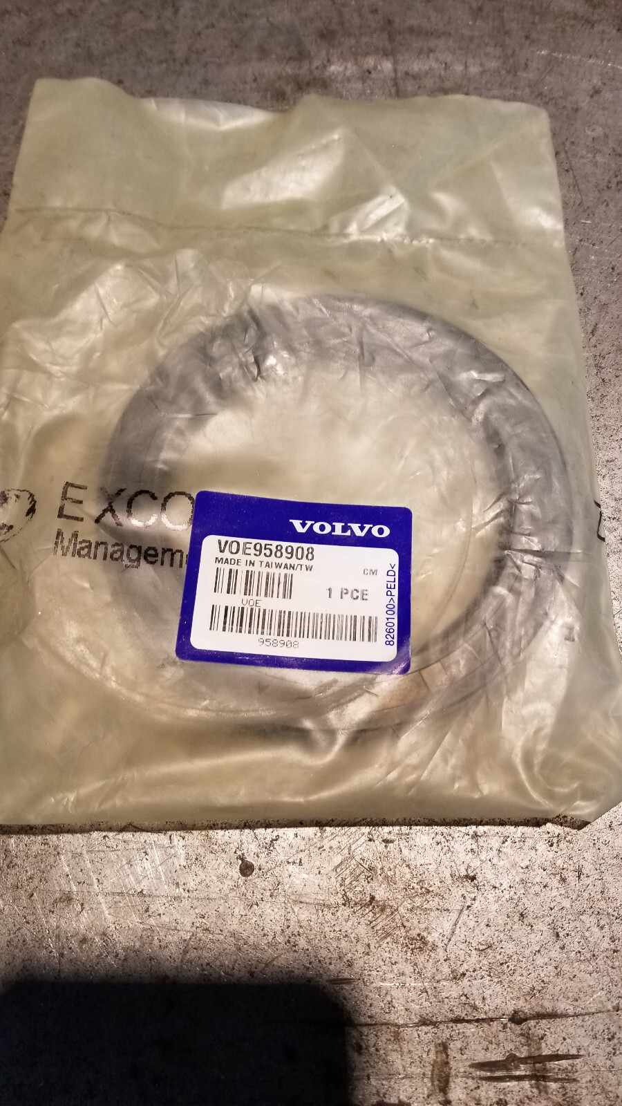 VOE958908 VOLVO OEM SEAL 958908 - Picture 1 of 2