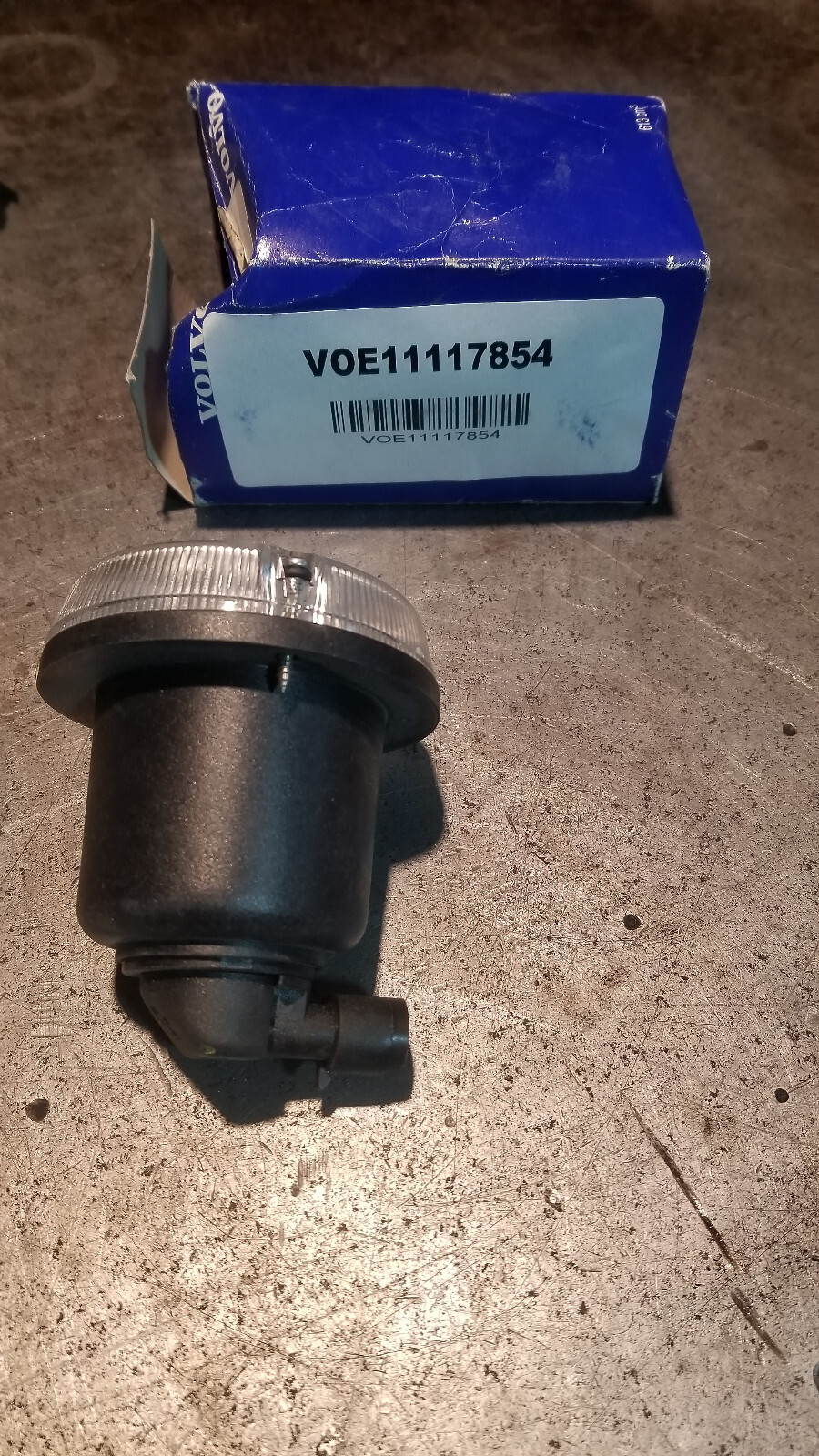 VOE11117854 VOLVO LAMP 11117854 - Picture 1 of 2