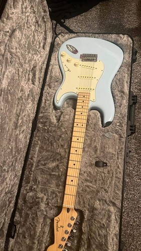 ギター FenderHybridII Stratocaster GunlBlue ギター FenderHybridII Stratocaster GunlBlue ギター