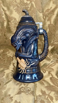 Bradford Exchange Aliens Xenomorph Sculpted Beer Stein Alien Life Cycle. FLAW.
