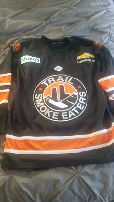 BCHL Trail Smoke Eaters Jersey Sz L NWOT