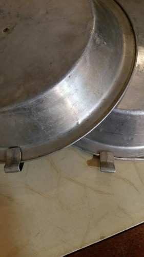 Lot Of 2 Vintage Pie Cake Tin Pan Slider Arm Quick Release Scraper Bar