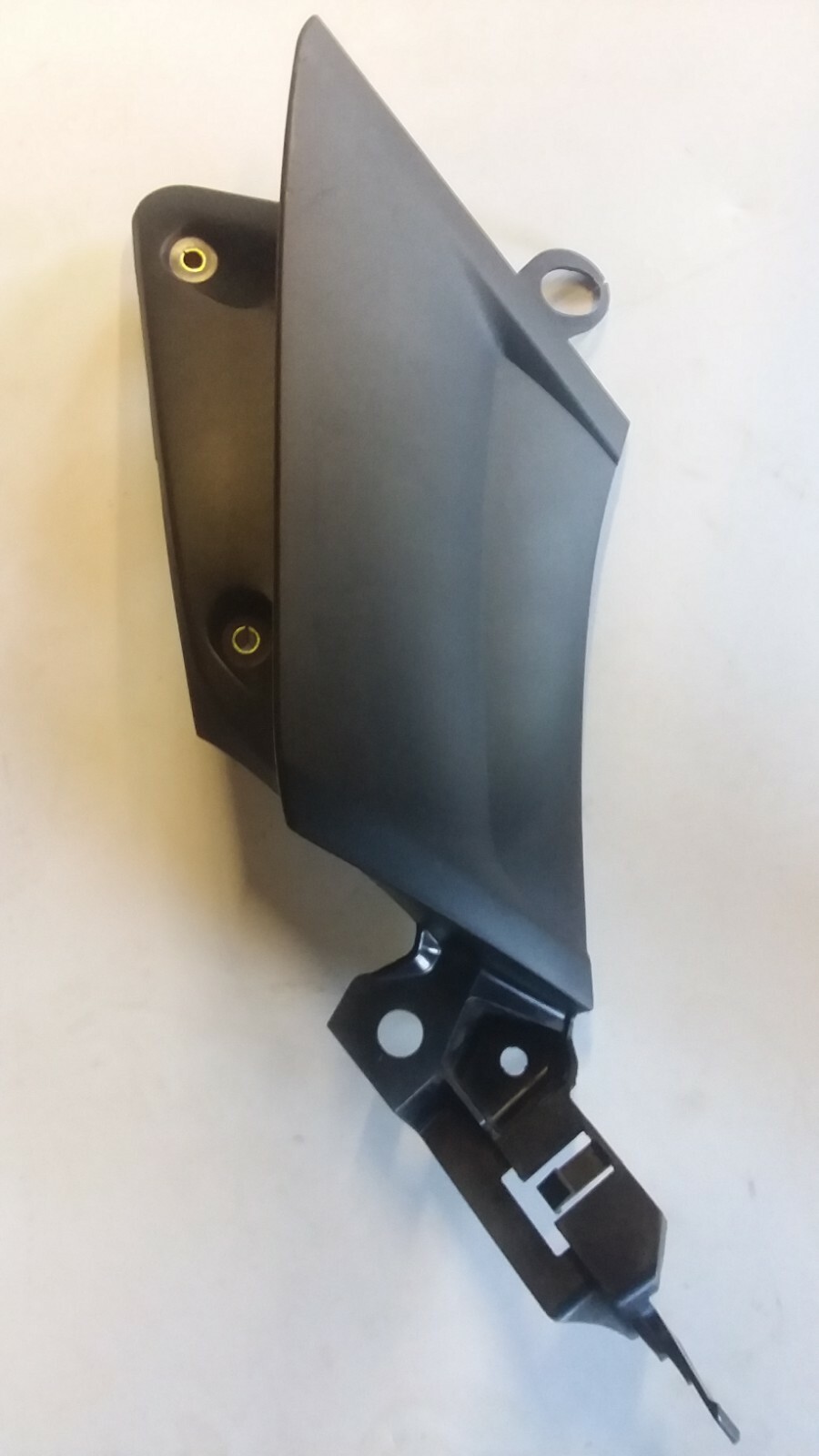 Yamaha 2003-09 R6 L Side Mid Bracket Cover Fairing Cowling