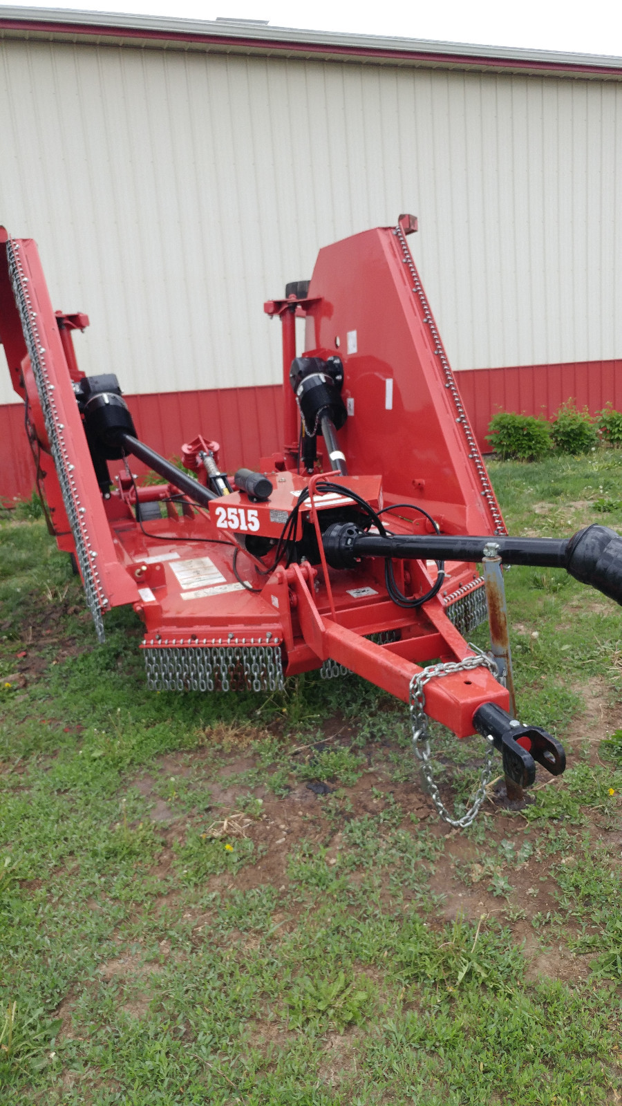 Bush Hog Bat Wing Mower-Model 2515-540 RPM-- 10 Hours or Less