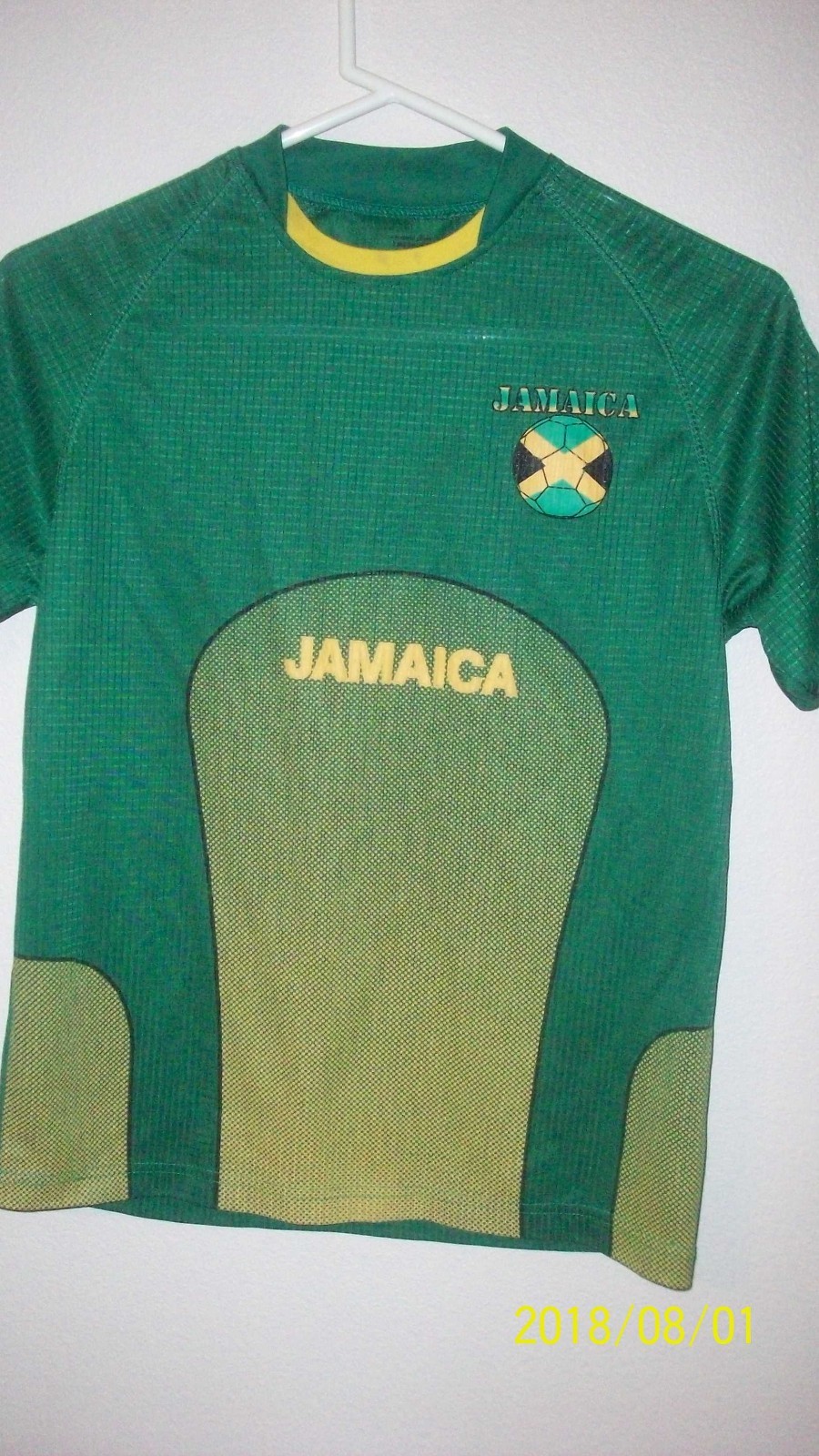 Jamaica jersey boys size 14 16 green soccer shirt 23.5 in L 18 in across front c