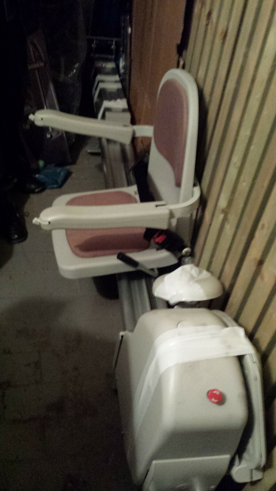 Treppenlift superglide 120 acorn stairlifts bd18 2ax mit 2X Fernbedinung