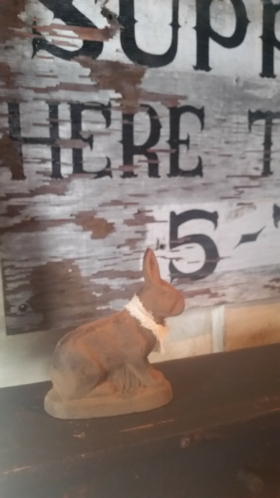 Pair Resin Country Hens Shelf Sitters NR