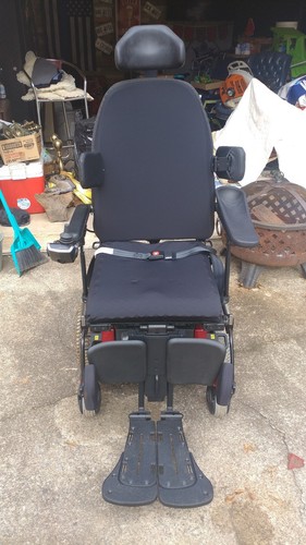 Quantum 6000 Z Mobility Power Chair