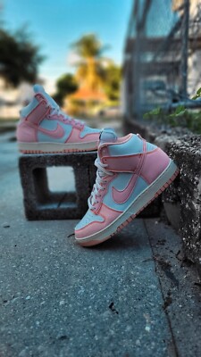 Arctic orange hotsell nike