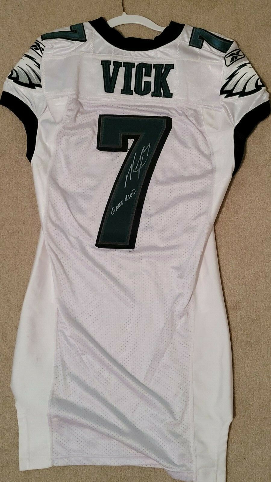 Game Used/Worn Philadelphia Eagles Signed Mike Vick #7 Reebok