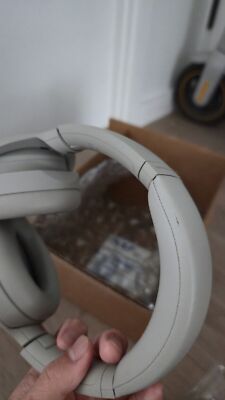 Sony WH-1000XM4 Wireless Noise-Cancelling Over-the-Ear