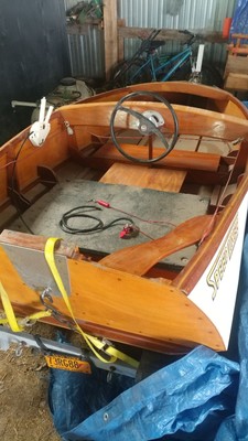 Speedliner speed boat