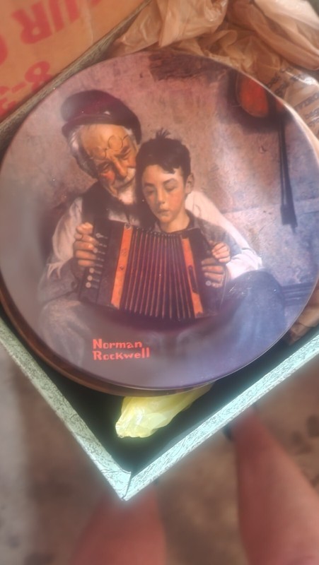 Norman Rockwell Plate The music maker