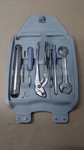 BMW 工具箱 41J3mmBKg8L.jpg