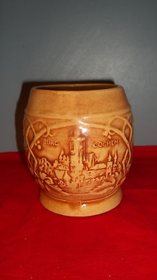 4 Hull Early Stoneware 494  Mugs Steins Tankards