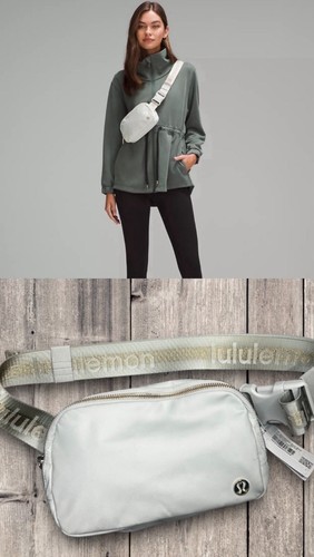 lululemon バッグ NWT Lululemon Everywhere Belt Bag Crossbody Extended Strap