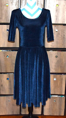 Lularoe Amelia Elegant Navy Blue Velvet  Shimmer Sz M Dress cap Sleeve Fit Flare