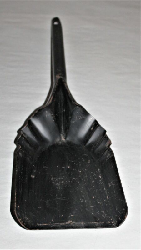 Vintage Pressed Steel Ash Shovel Hearth Ware Dust Pan 19-1/2" Overall Length