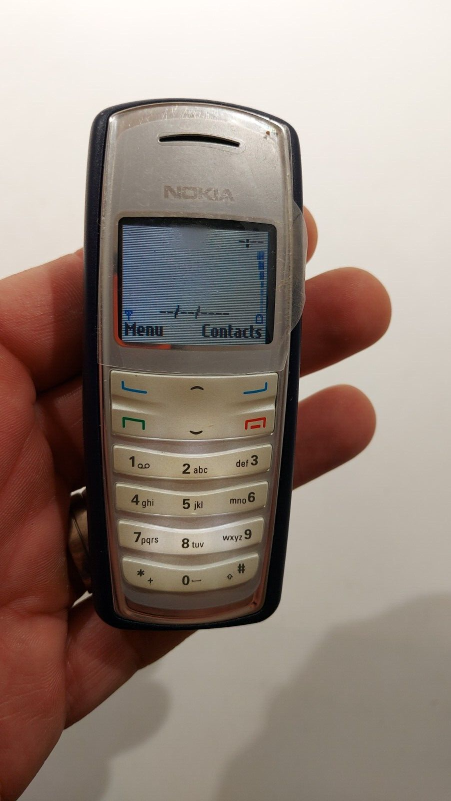 3130.Nokia 2125 Very Rare - For Collectors - No Sim Card