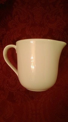 Epoch Ceramic Creamer Indonesia D Handle Small Pitcher White Cream Ivory