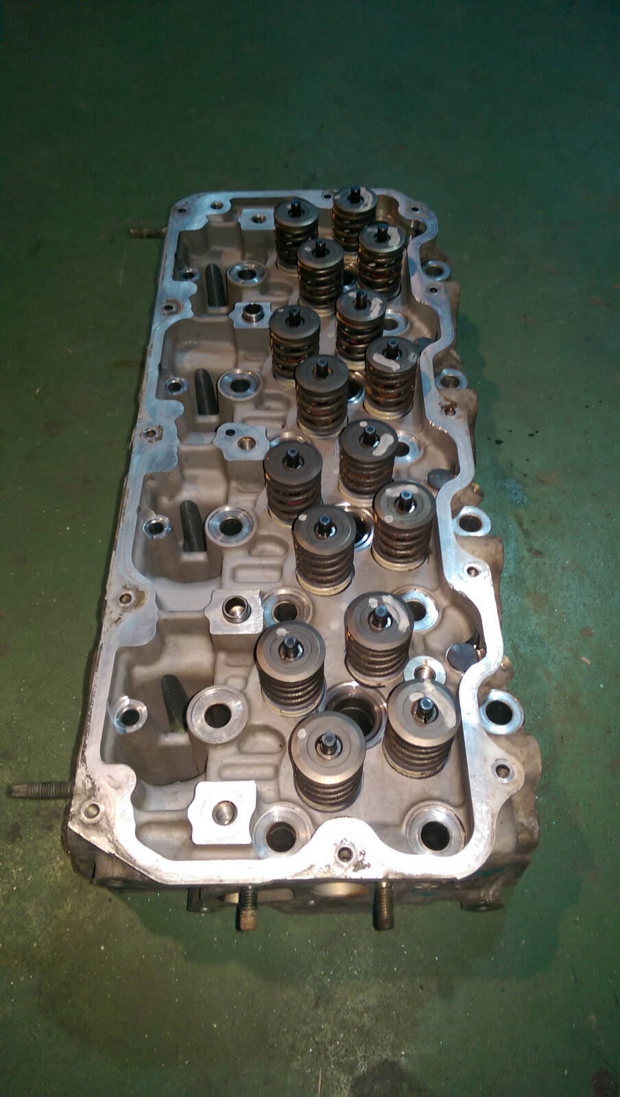97779578 97320788 01-04 2001-04 LB7 DURAMAX 6.6 6.6L LH Drivers CYLINDER HEAD - Picture 6 of 12