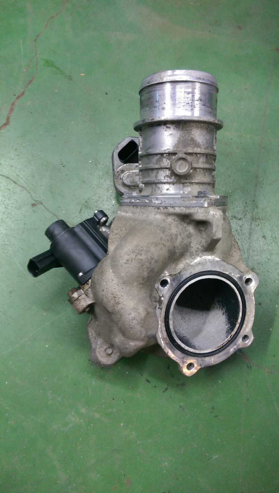 6.4 Powerstroke Turbo Diesel 6.4L International A350 EGR INTAKE VALVE 1895818c94 - Picture 8 of 8