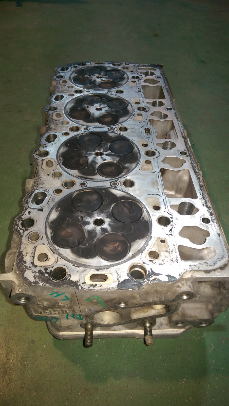 97779578 97320788 01-04 2001-04 LB7 DURAMAX 6.6 6.6L LH Drivers CYLINDER HEAD - Picture 4 of 12
