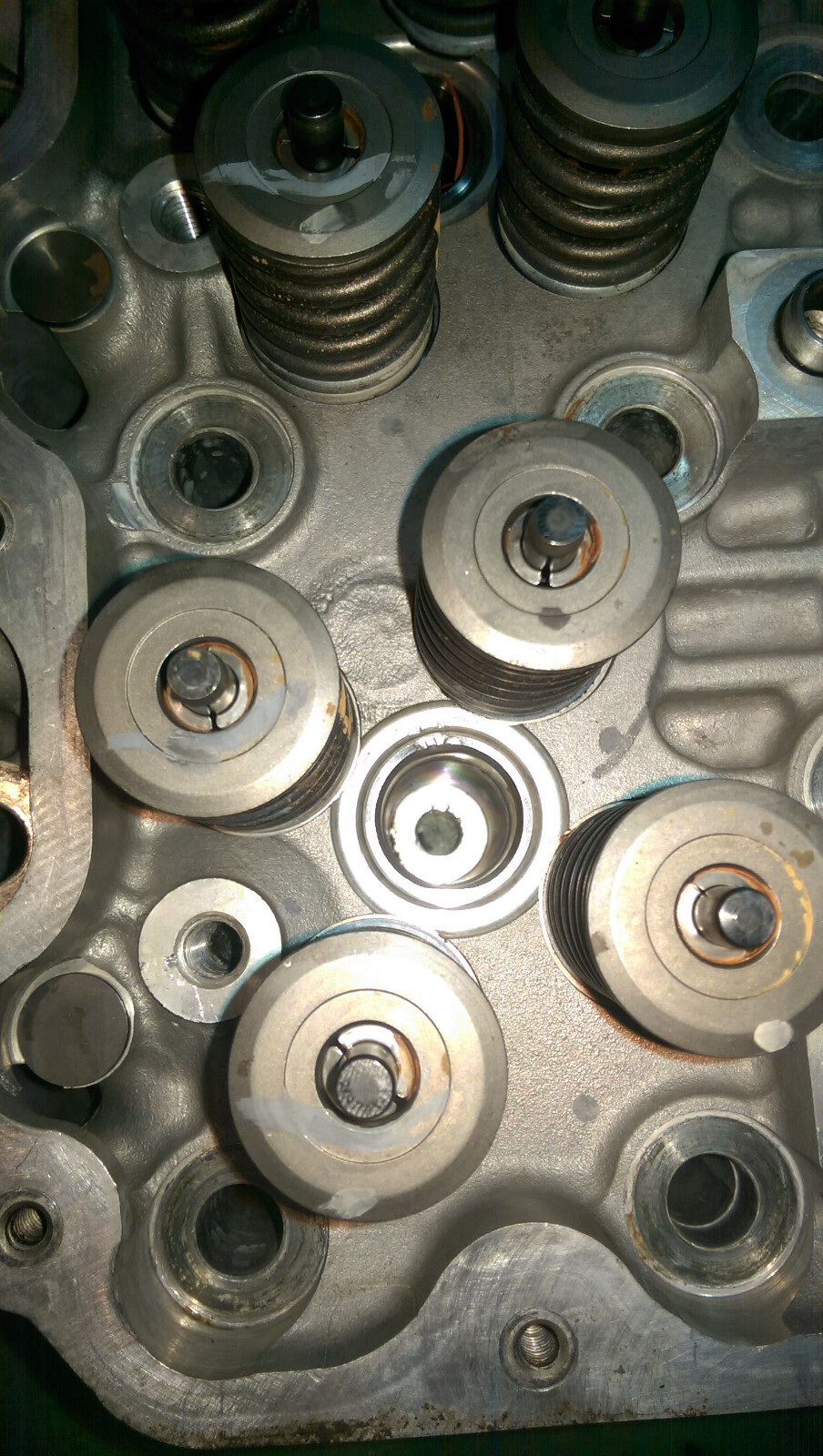 97779578 97320788 01-04 2001-04 LB7 DURAMAX 6.6 6.6L LH Drivers CYLINDER HEAD - Picture 7 of 12