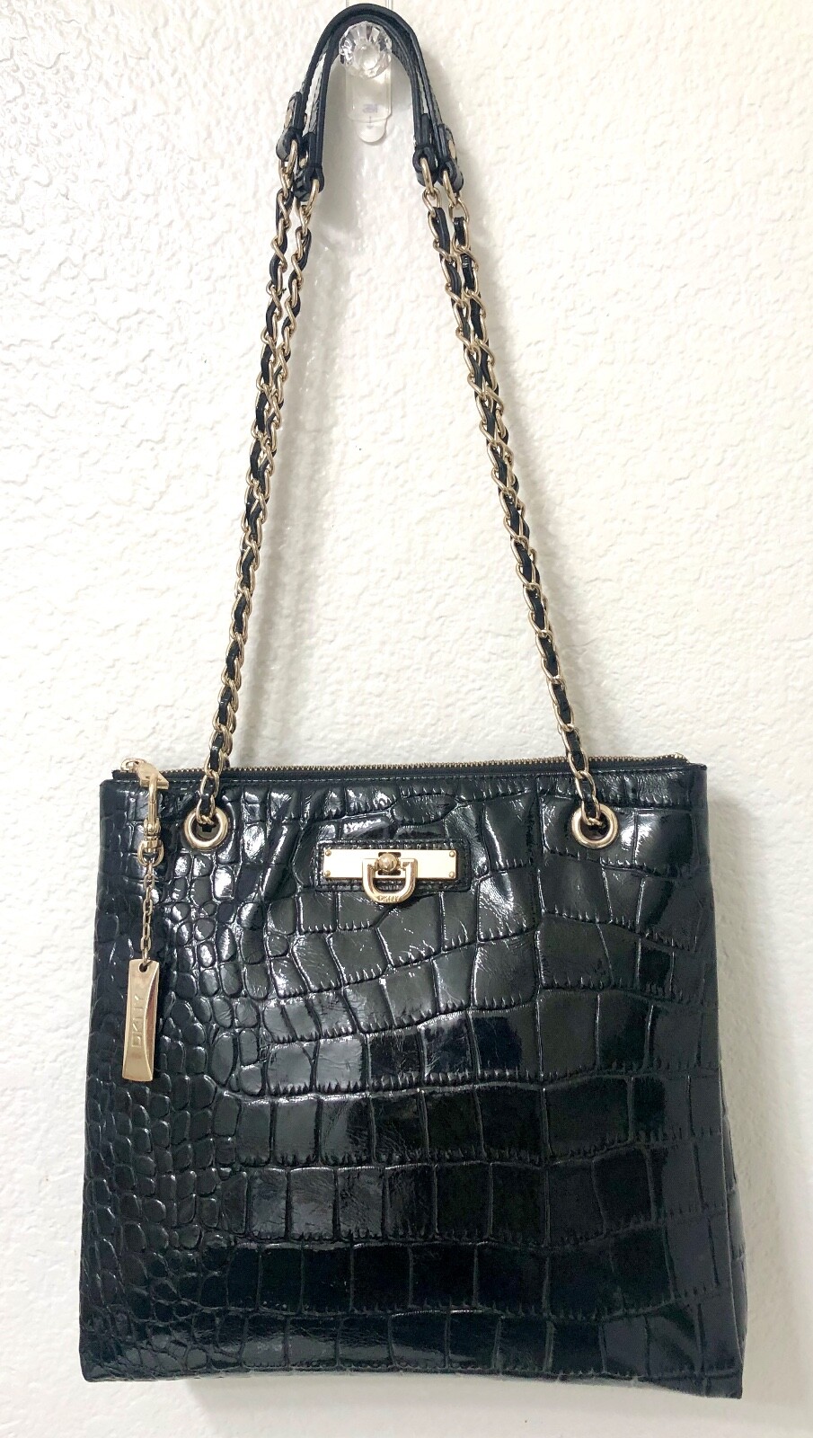 DKNY Black Croc Embossed Leather Shoulder Bag Crossbody DKNY Black Croc Embossed Leather Shoulder Bag Crossbody