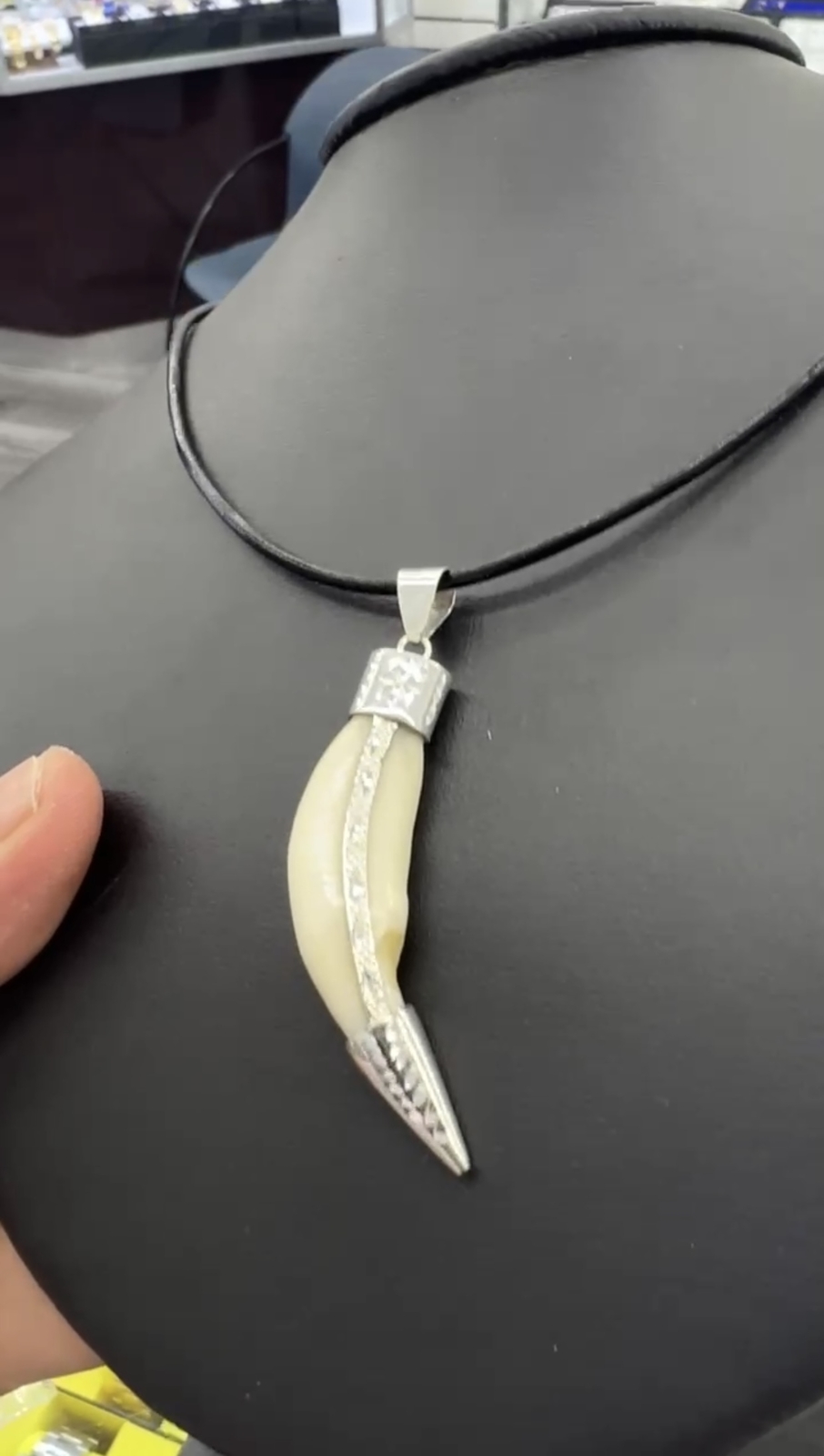 925 Sterling Silver Colmillo Pendant Necklace for Womens Mens Teeth
