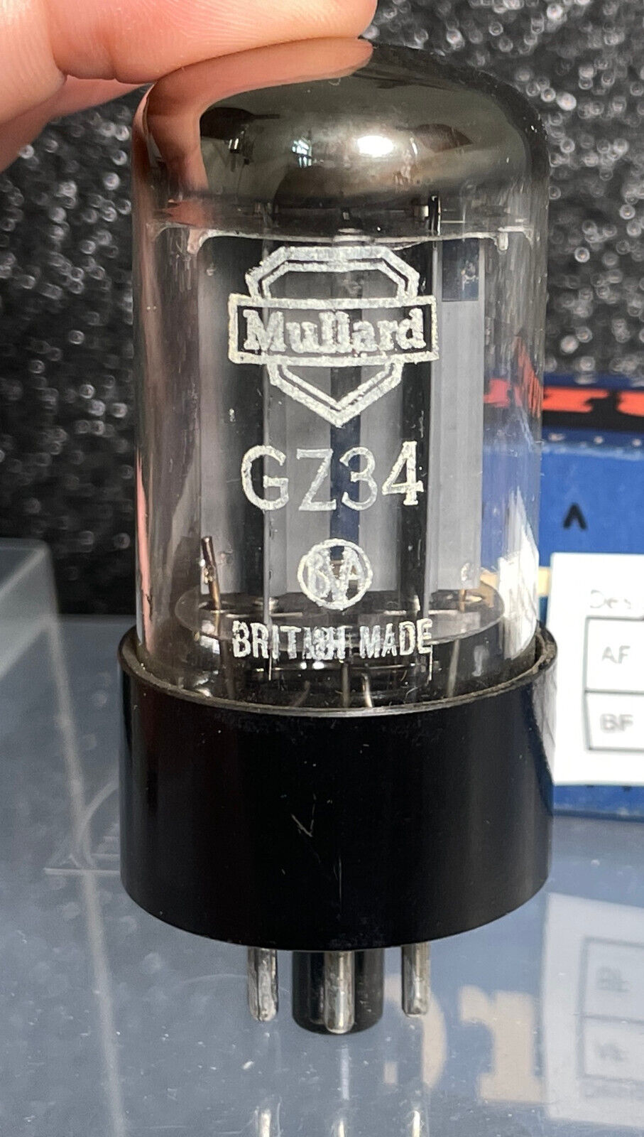 Mullard GZ34 / 5AR4 Fat Base #601 Full Wave Rectifier Tube Mullard GZ34 / 5AR4 Fat Base #601 Full Wave Rectifier Tube