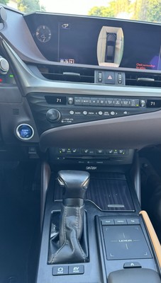 image 10 of interior