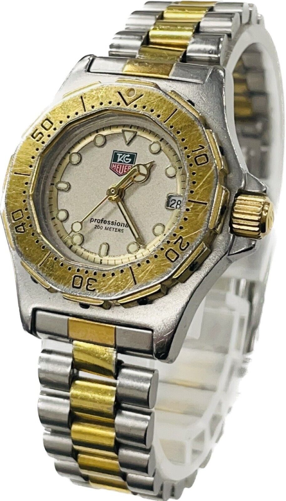 Tag Heuer 3000 Professional 934.208 Quartz Gray 27mm Womens Tag Heuer 3000 Professional 934.208 Quartz Gray 27mm Womens