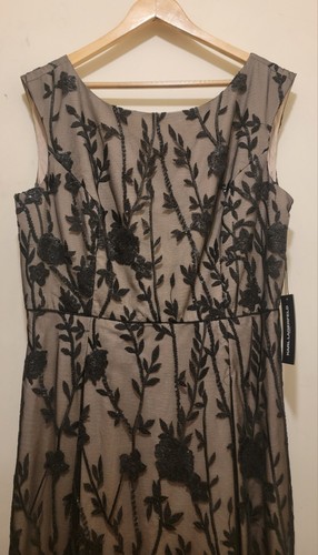 Pre-owned Karl Lagerfeld Paris Women's Illusion A-line Embroidered Gown Black Sz 16