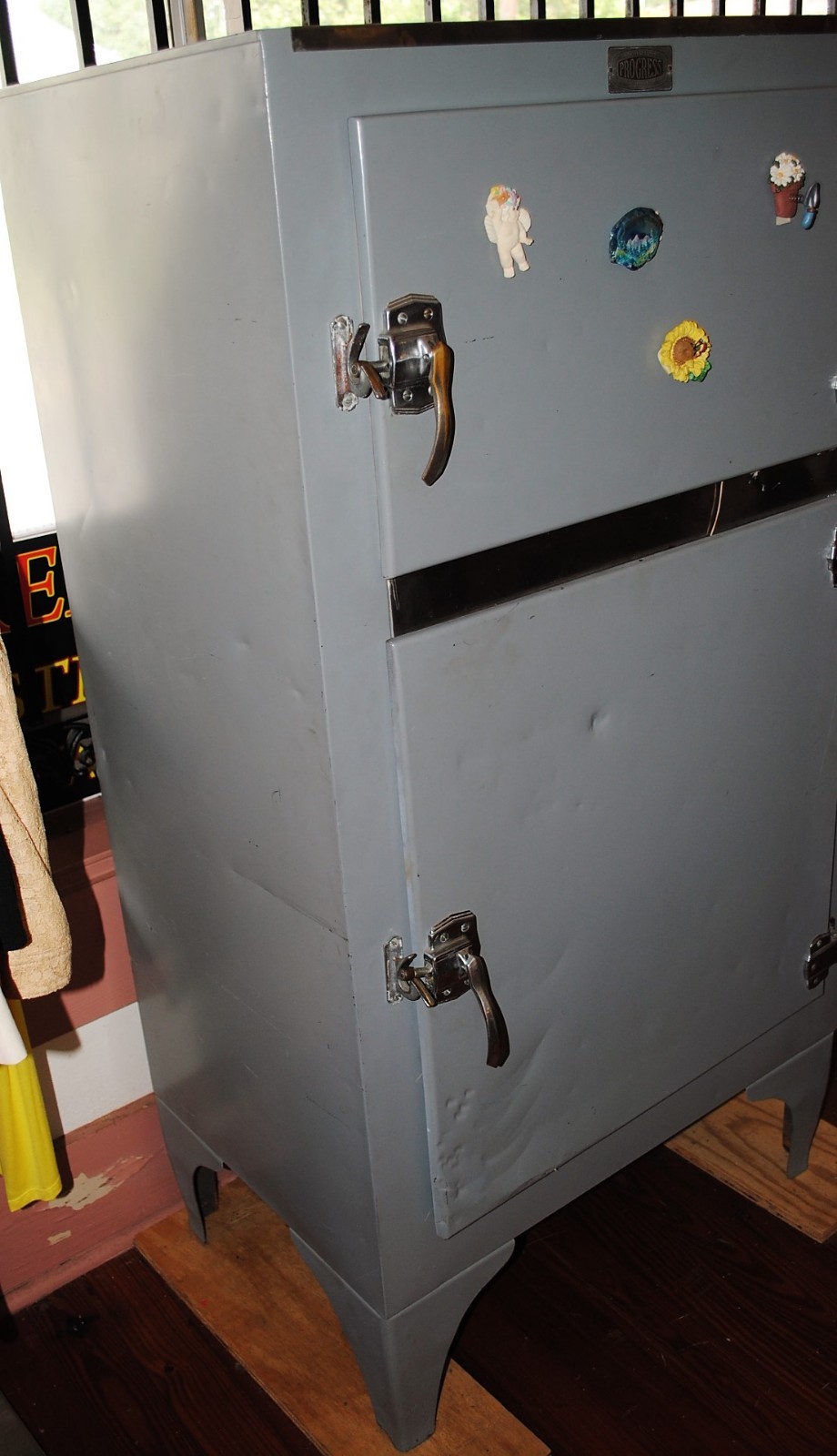 1930's Antique Cork Insulated Progress Refrigerator made in Louisville Ky