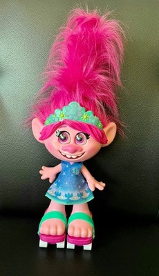 DREAMWORKS TROLLS XXL INTERAKTIVER SIGENDER TROLL 48CM HASBRO SEHR GUT ZUSTAND 