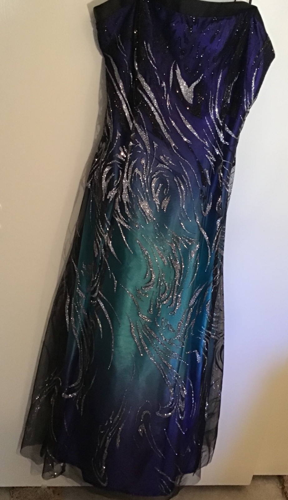 NV Couture Strapless Gown Size 14 Lace-up Glamorous Back Black Blue Purple USA