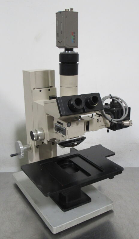 T182267 Olympus Trinocular Reflected Light Microscope w/ BH2-UMA Illuminator