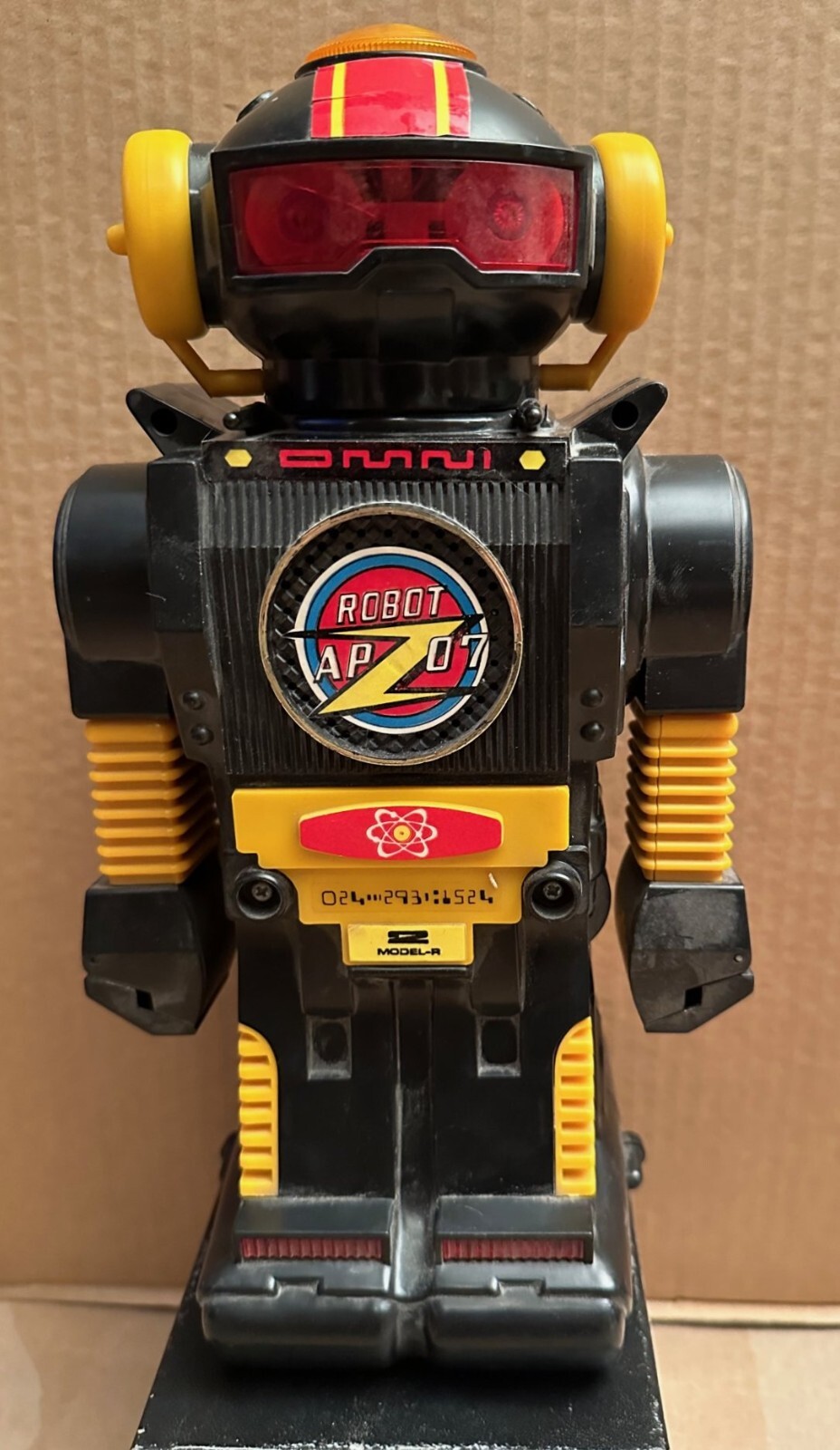 Vintage Battery Operated Omni Robot APZ07 Model R / Made in Vintage Battery Operated Omni Robot APZ07 Model R / Made in