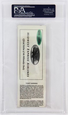 Bulls Michael Jordan Signed April 16th, 1996 Ticket Stub 70th Win PSA Slabbed