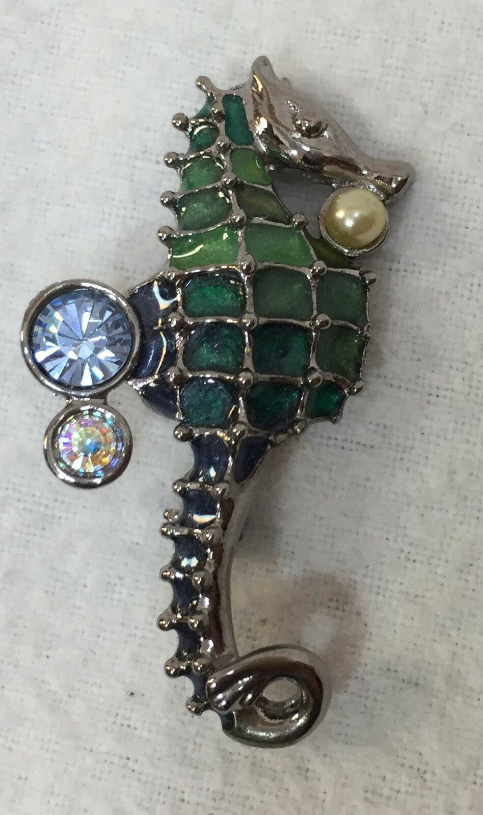 Llife】BOTTON BROOCH Brooch Pin Seahorse Blue & Green Liz