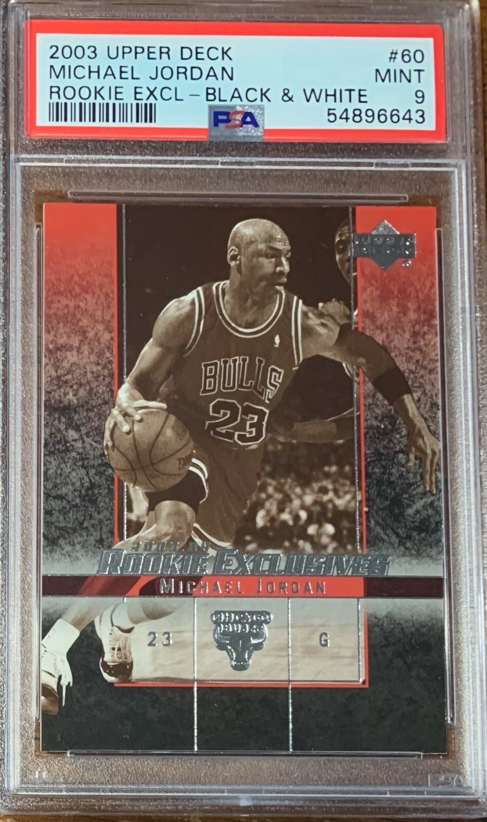 2003個限定発売　MICHAEL JORDAN 引退記念パネル　激レア箱付き 2003 UD Rookie Exclusives #60 Michael Jordan Black & White
